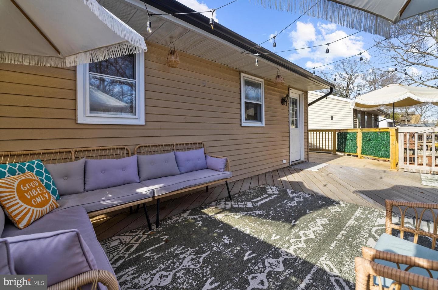519 Kenmore Road photo 32