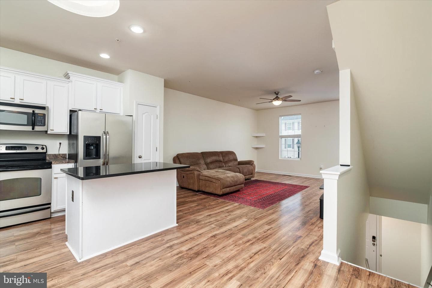 1013 Sithean Way photo 10