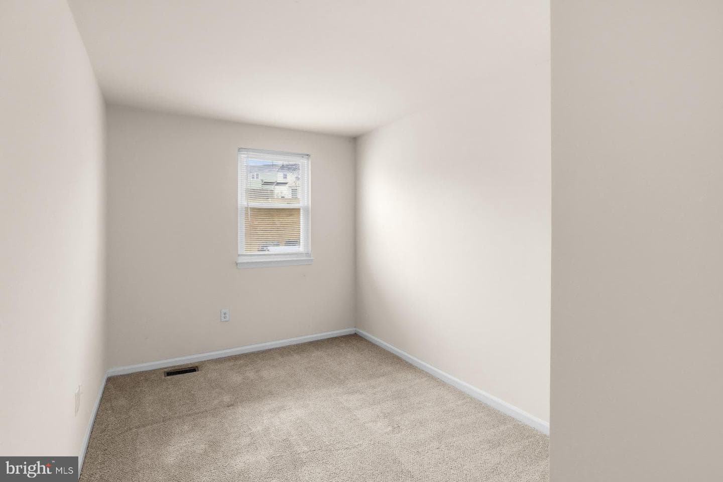 6454 Continental Drive photo 21