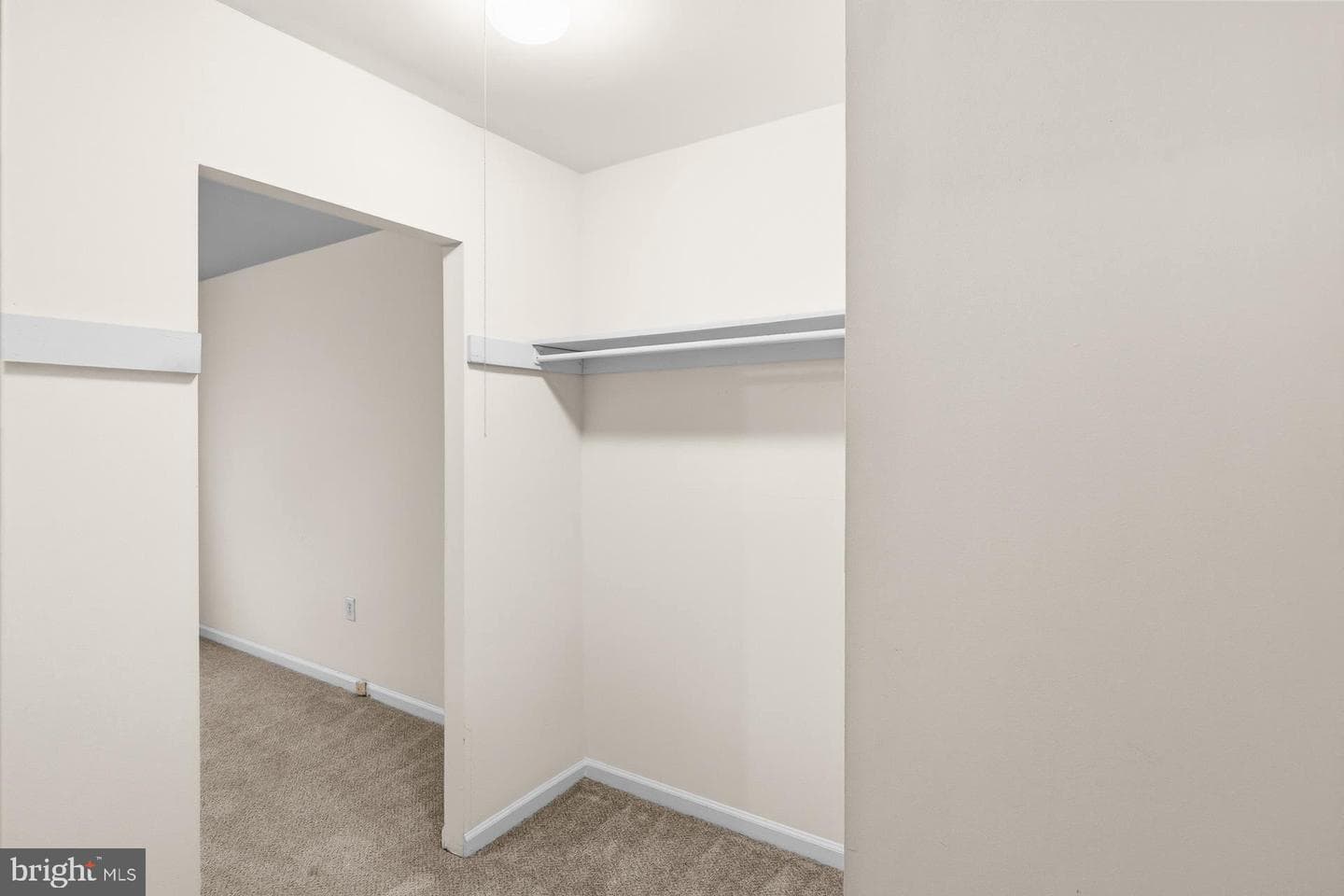6454 Continental Drive photo 28