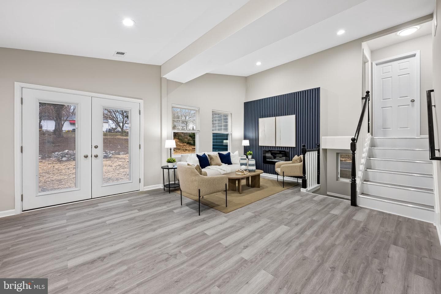 401 Stewart Avenue photo 13