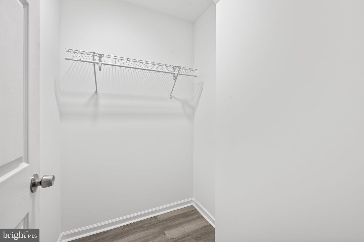 401 Stewart Avenue photo 24