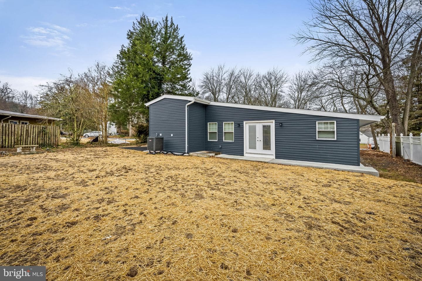 401 Stewart Avenue photo 33