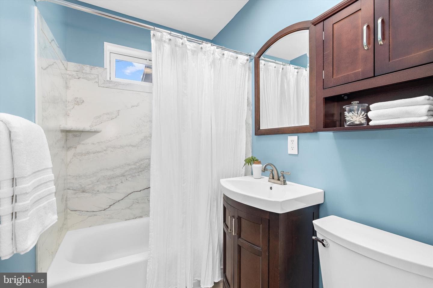 1213 Mckinley Street photo 11