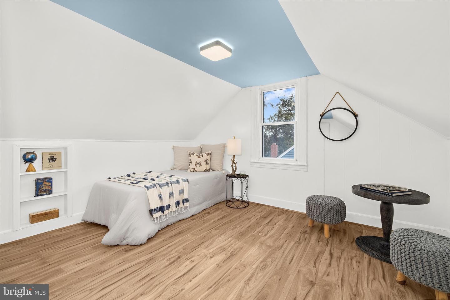 1213 Mckinley Street photo 17