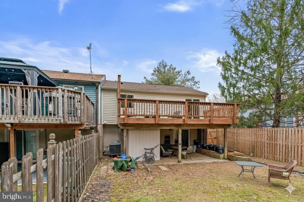 539 Greenblades Court photo 35