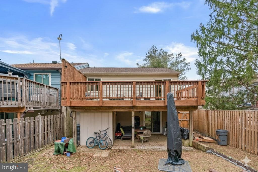 539 Greenblades Court photo 36