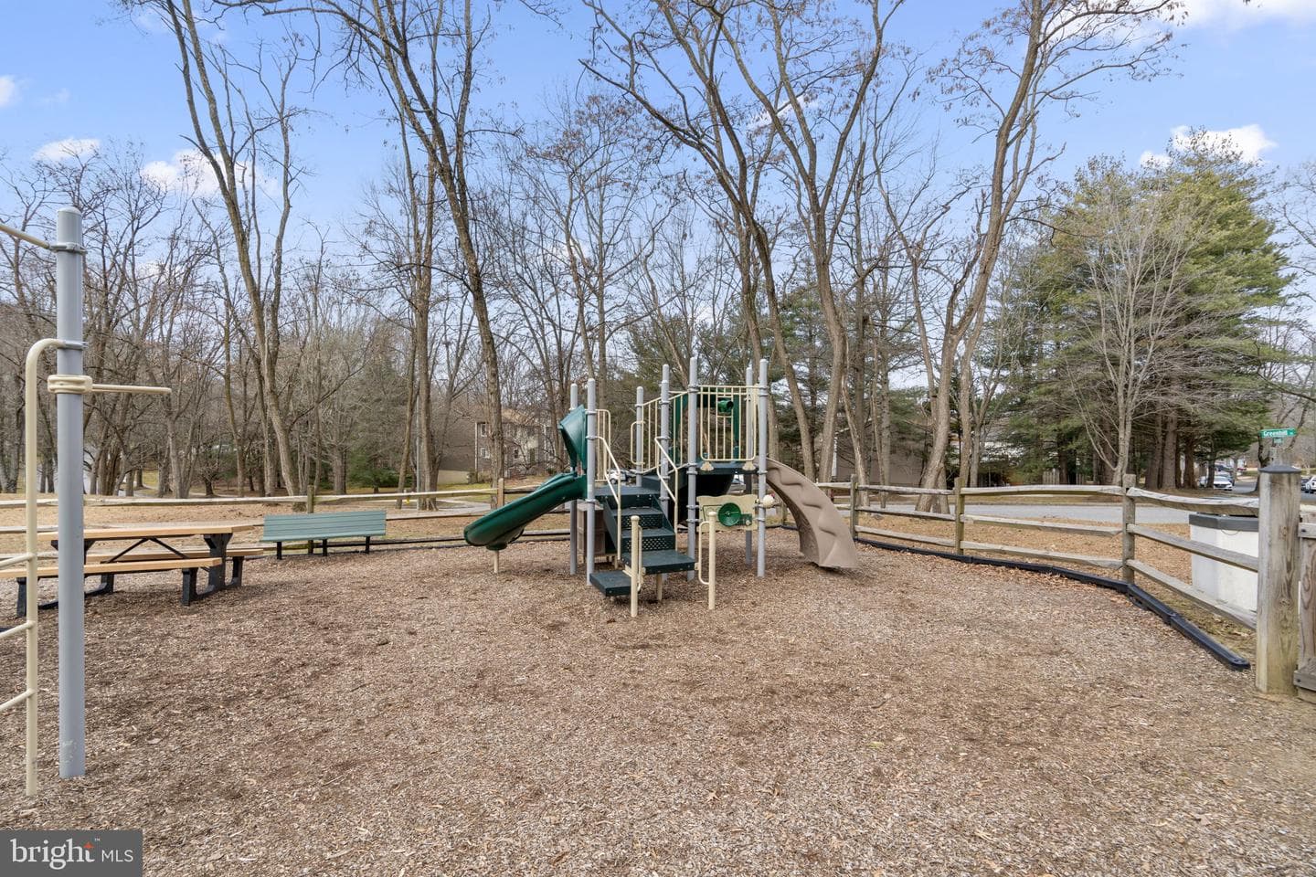 539 Greenblades Court photo 41