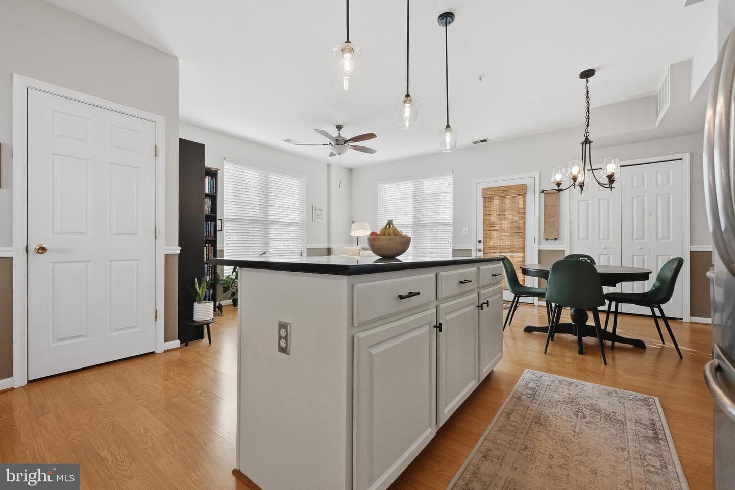 38 Harbour Heights Drive photo 12