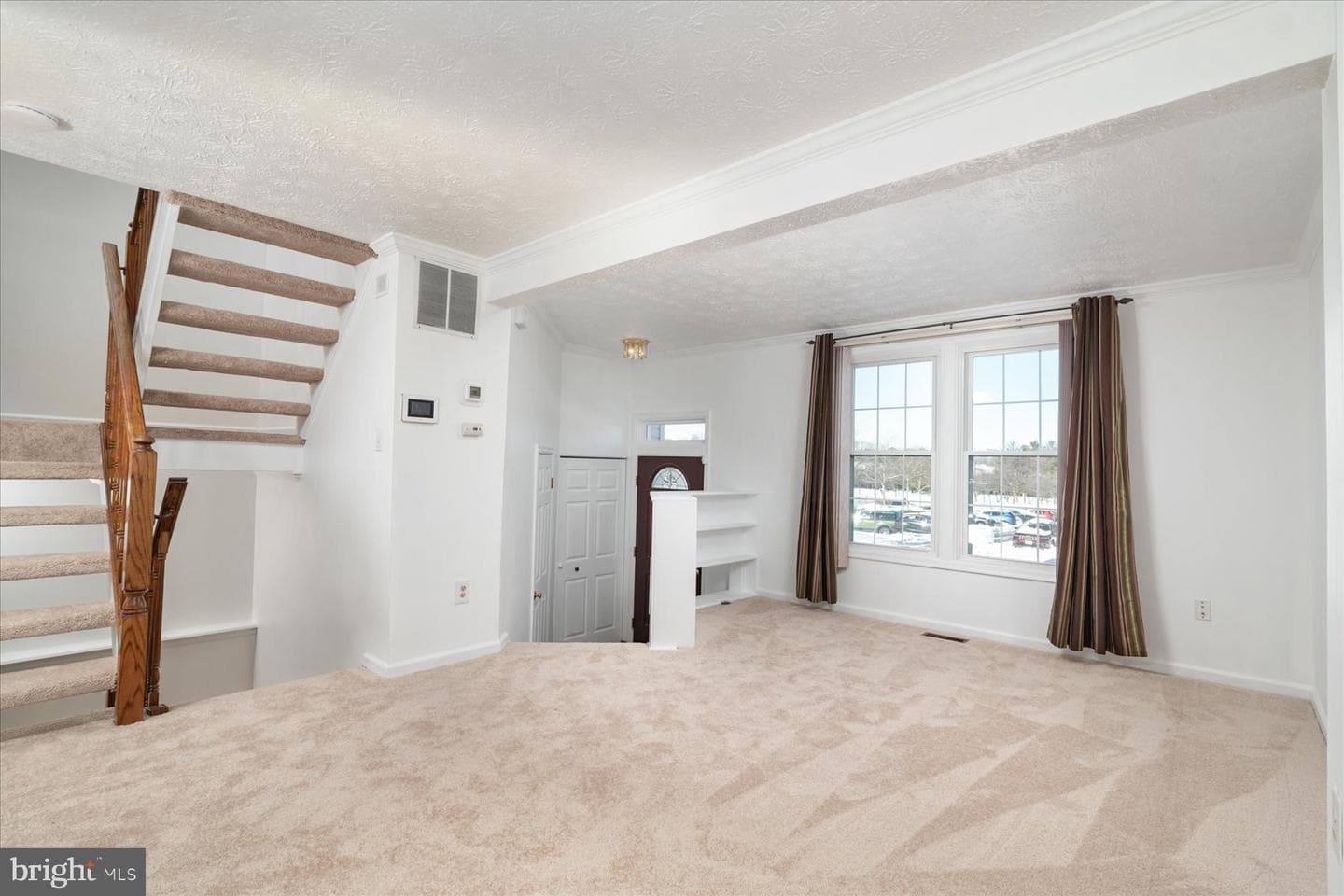 725 Dayspring Drive photo 6