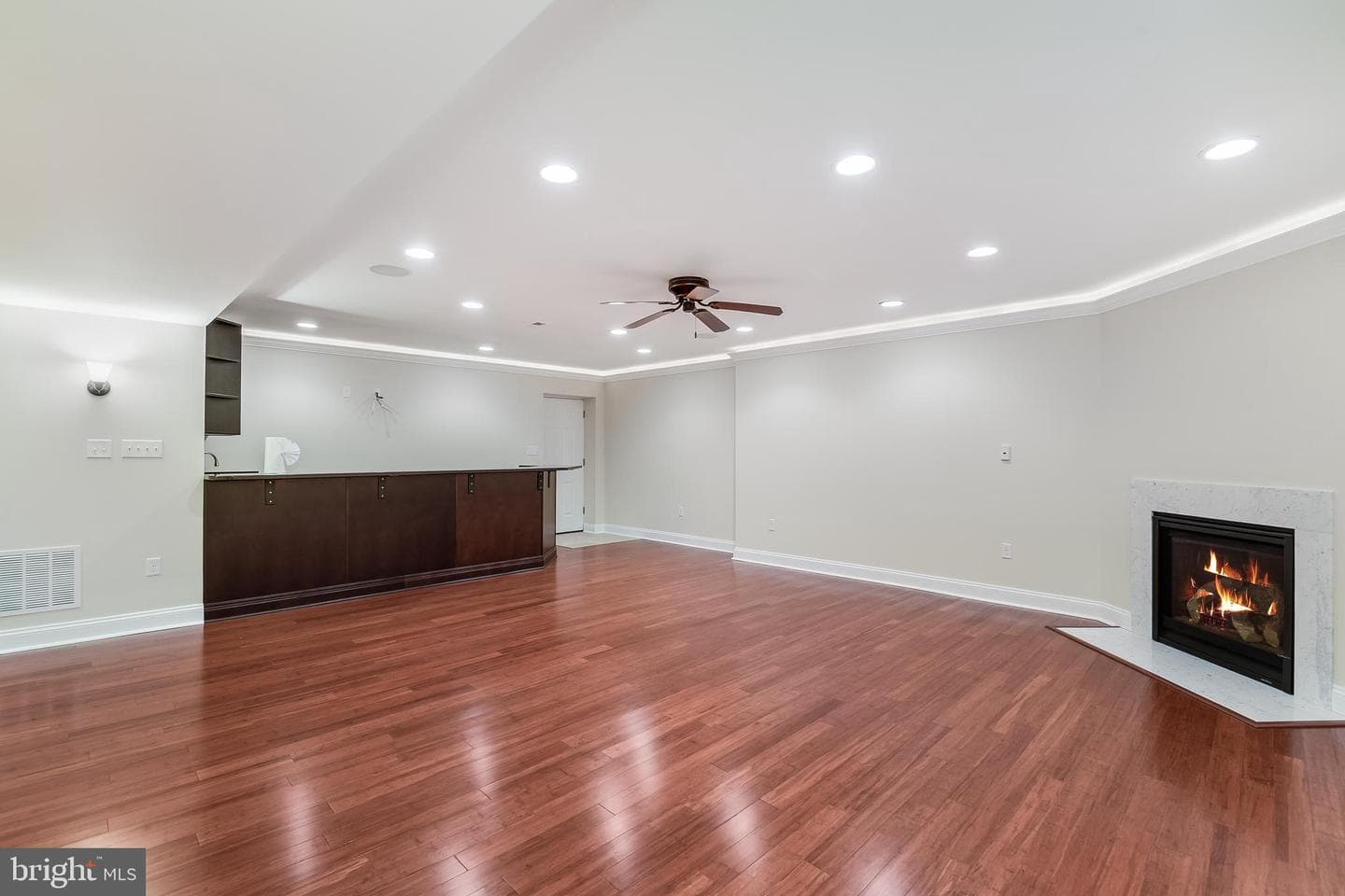 7588 Beach Drive photo 37