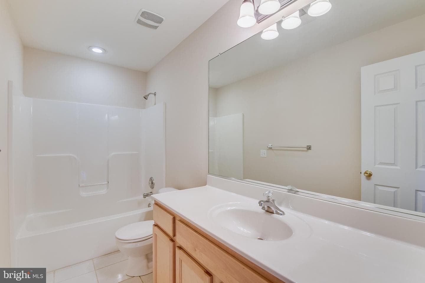 7588 Beach Drive photo 46