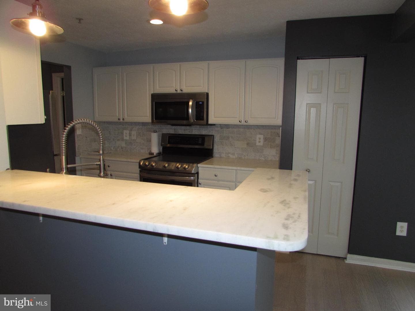 687 Winding Stream Way #202 photo 5