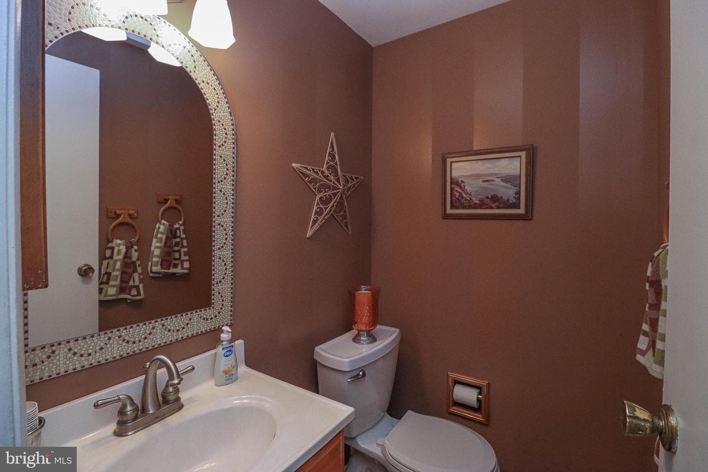 701 Snowdon Lane photo 15
