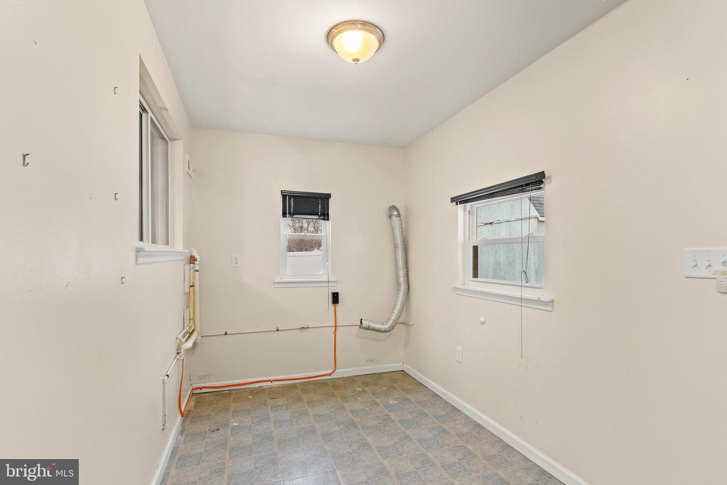 1412 Houghton Road photo 16