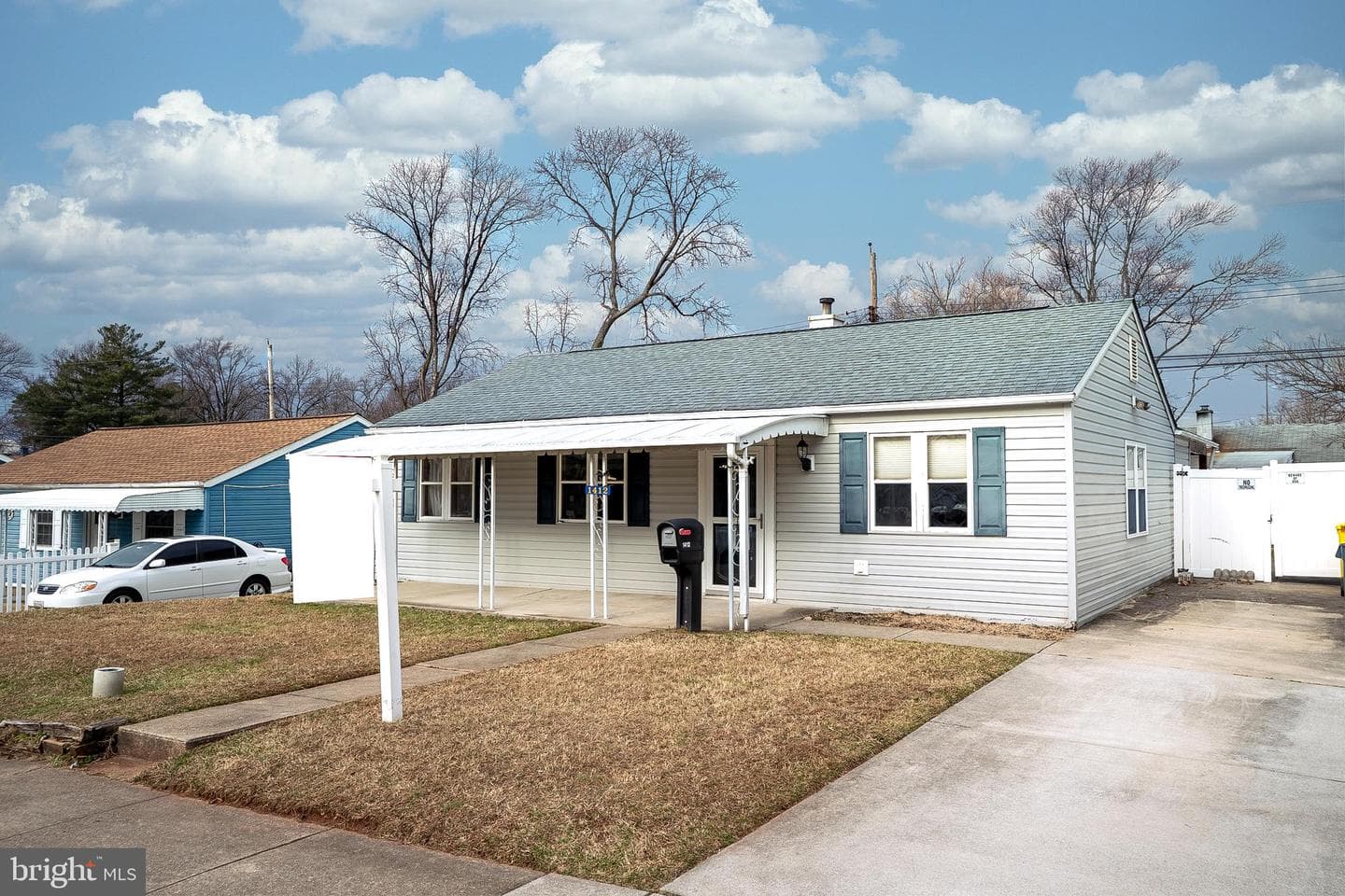 1412 Houghton Road photo 2