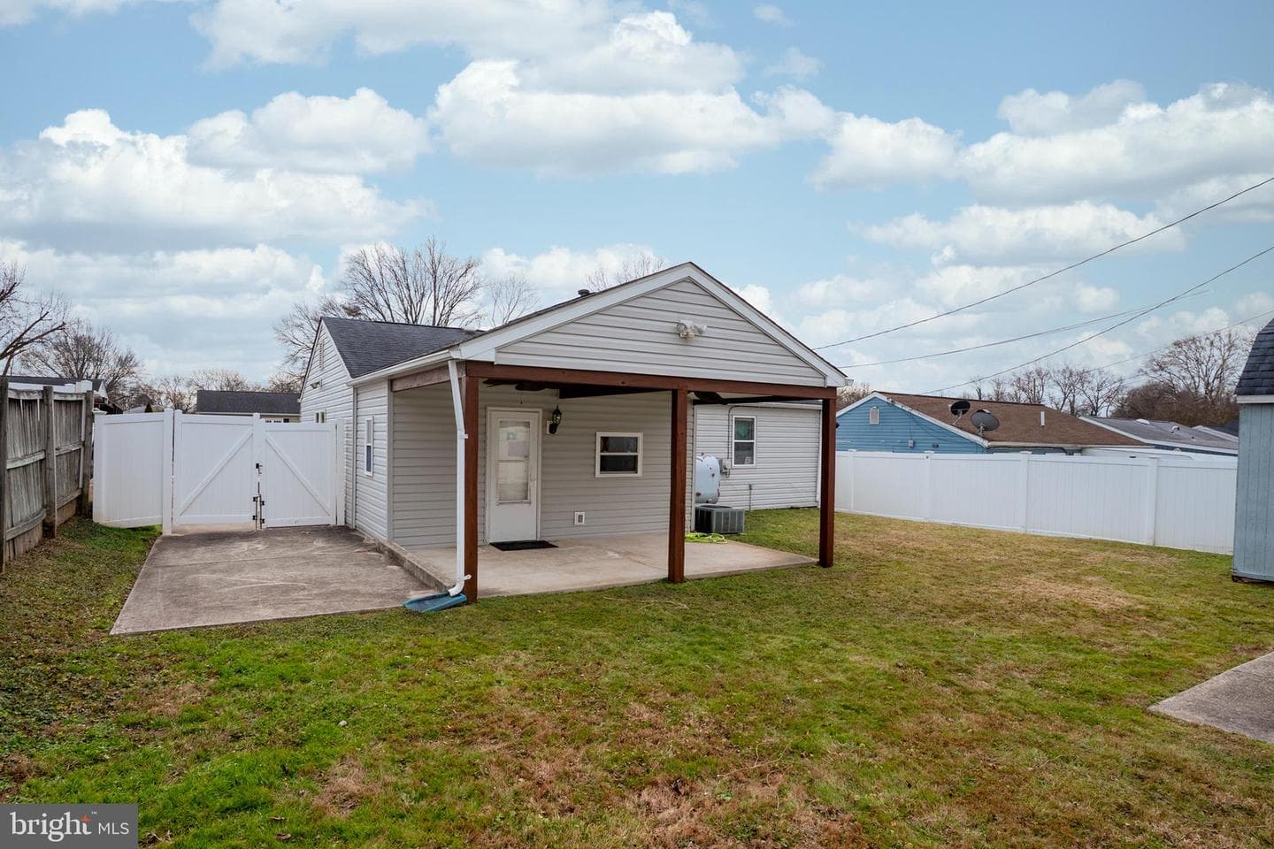 1412 Houghton Road photo 20