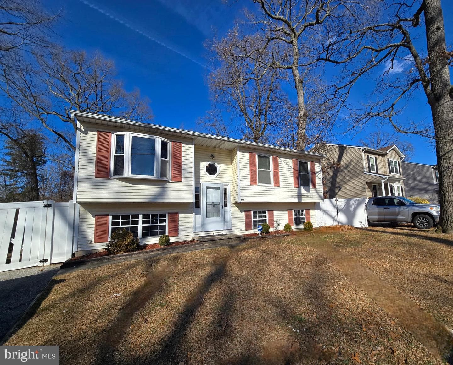 668 209th Street photo 15