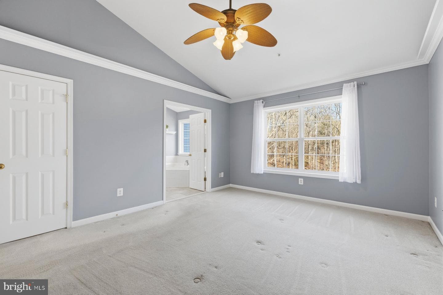 2640 Streamview Drive photo 21