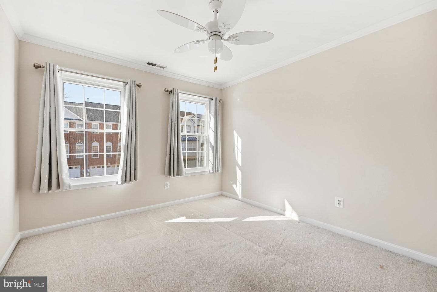 2640 Streamview Drive photo 28