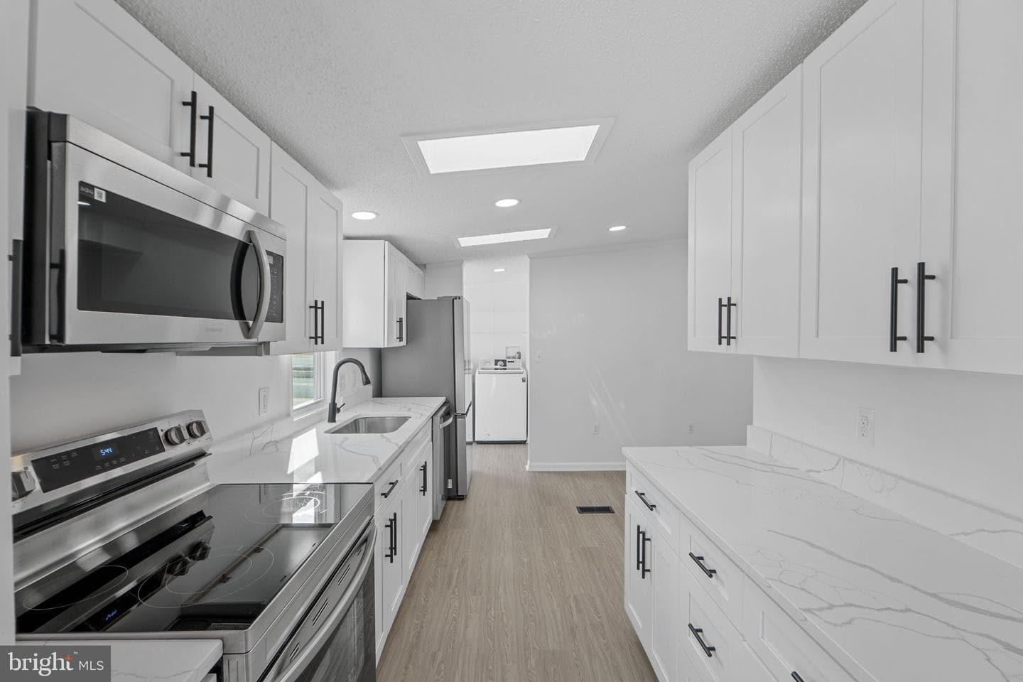 402 Boones Drive photo 5