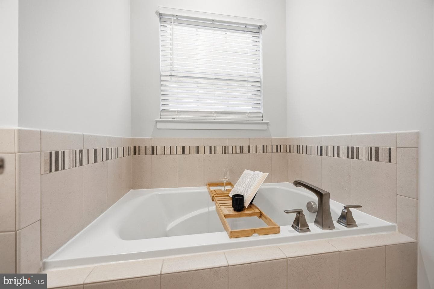 7838 Otterbein Way photo 22
