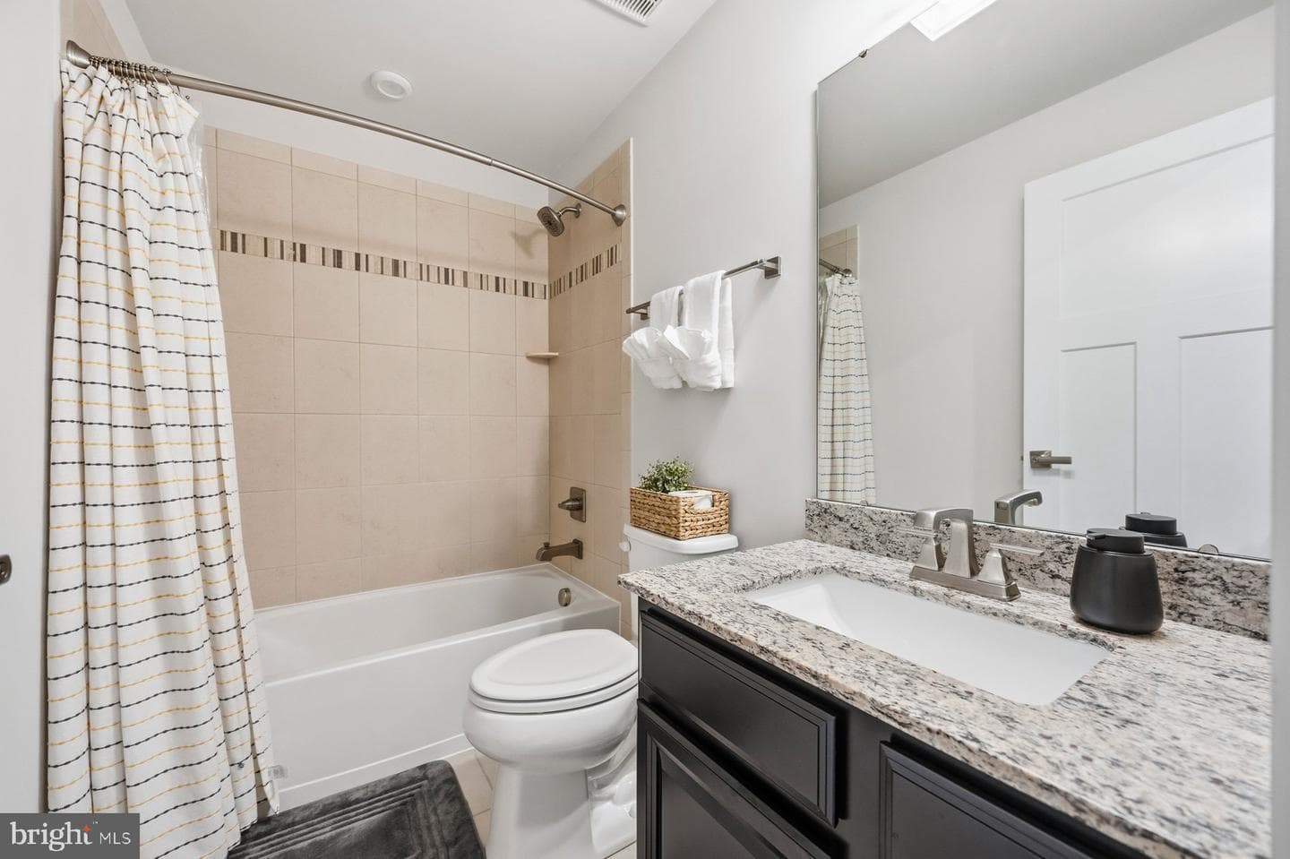 7838 Otterbein Way photo 33