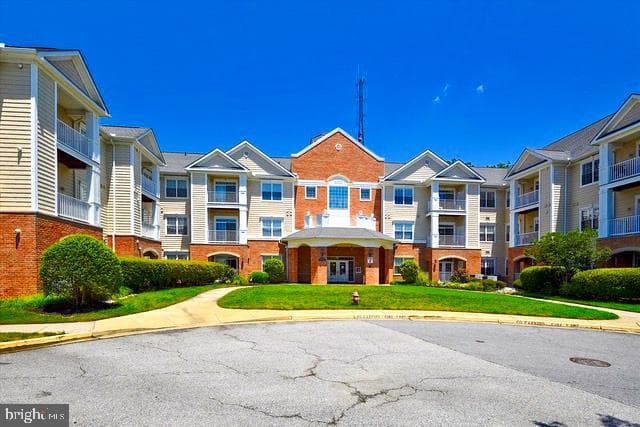 8535 Veterans Highway #202 photo 27