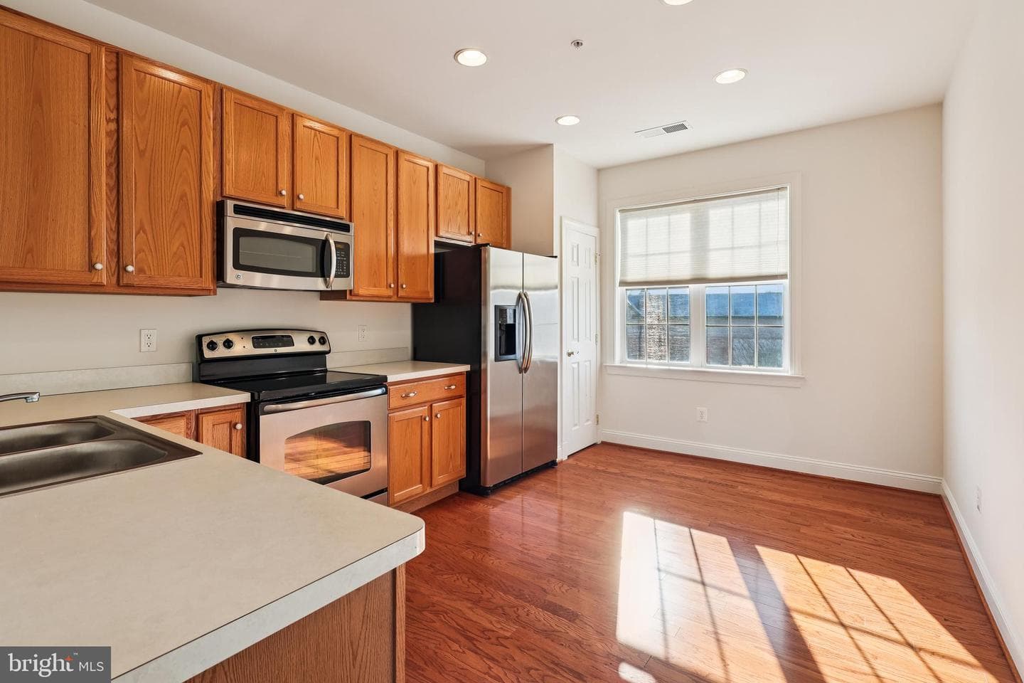 8535 Veterans Highway #202 photo 5