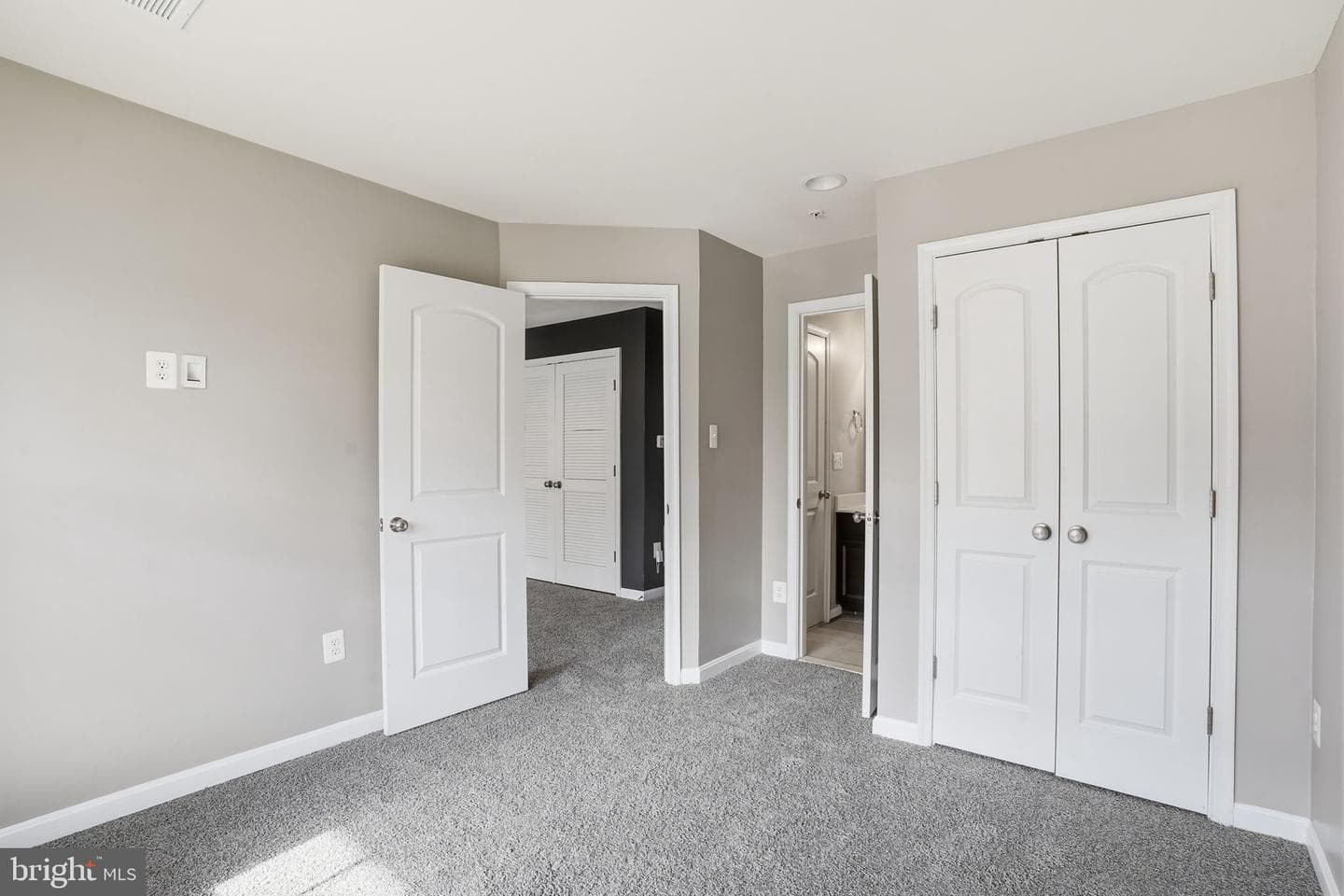 923 Whitstable Boulevard photo 19