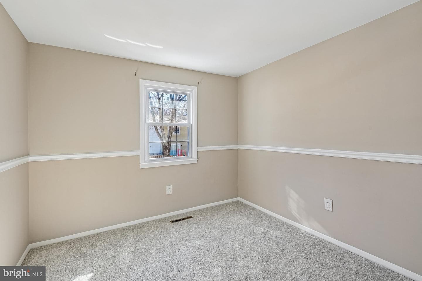 1753 Castleford Square photo 23