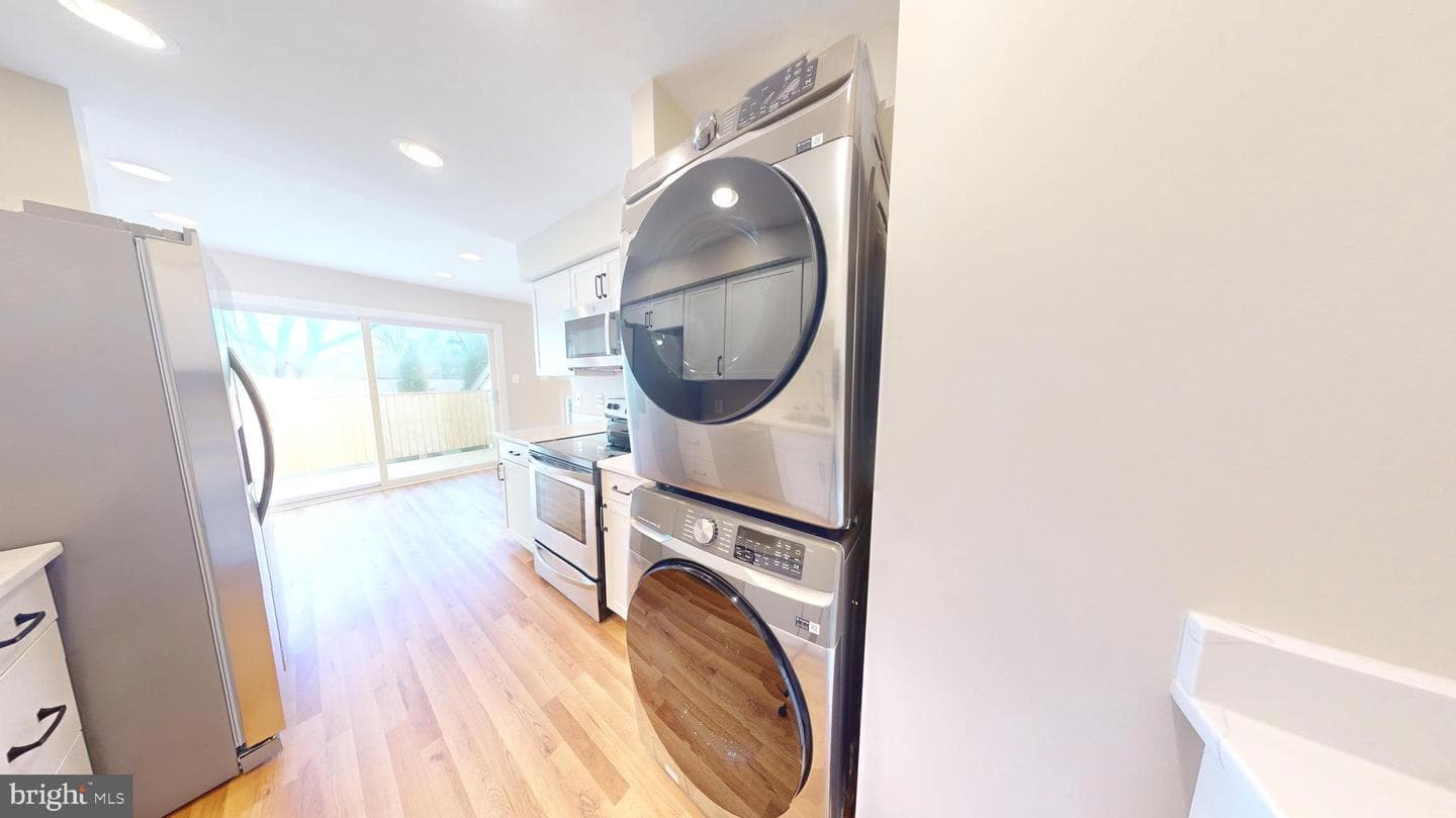 1717 Aberdeen Court photo 12
