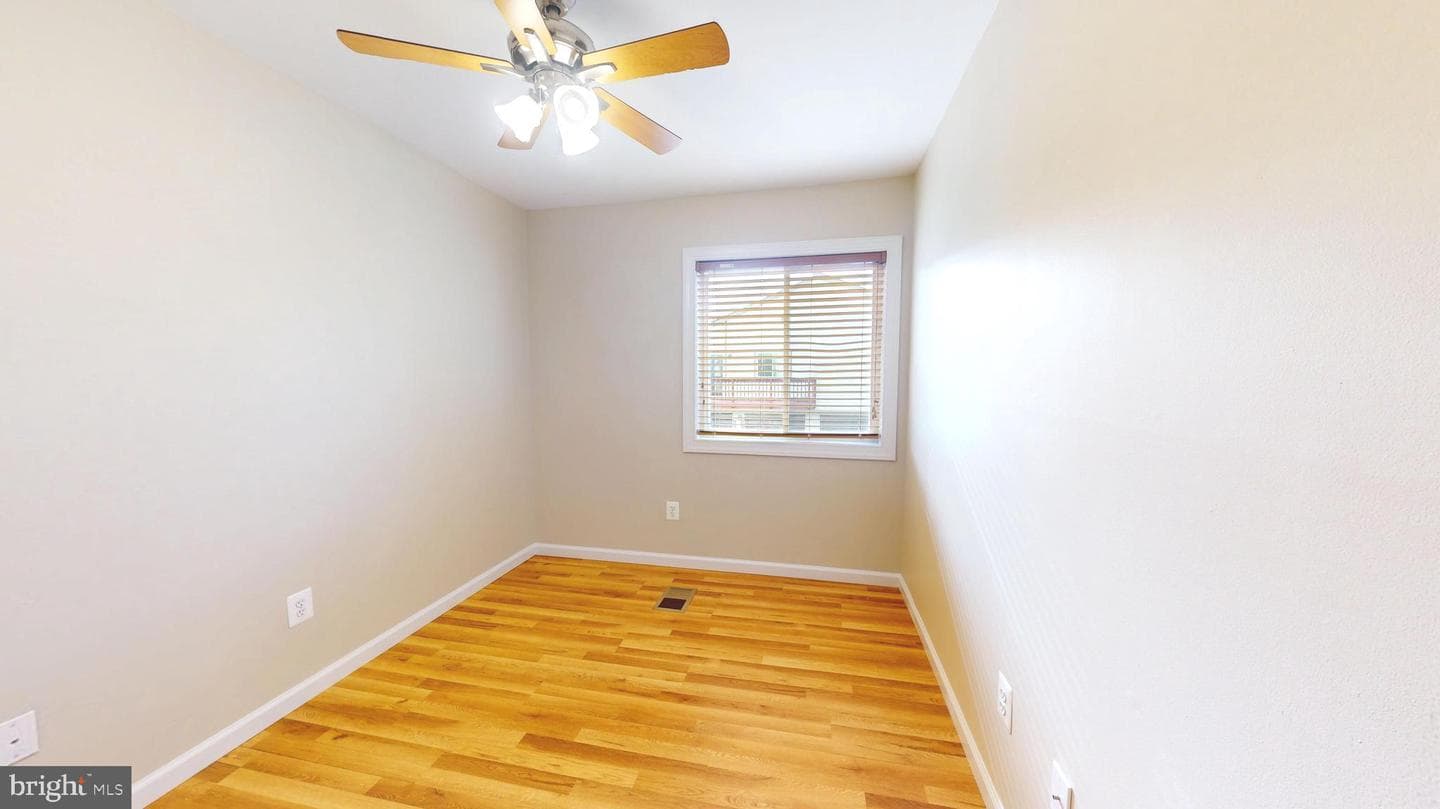 1717 Aberdeen Court photo 21