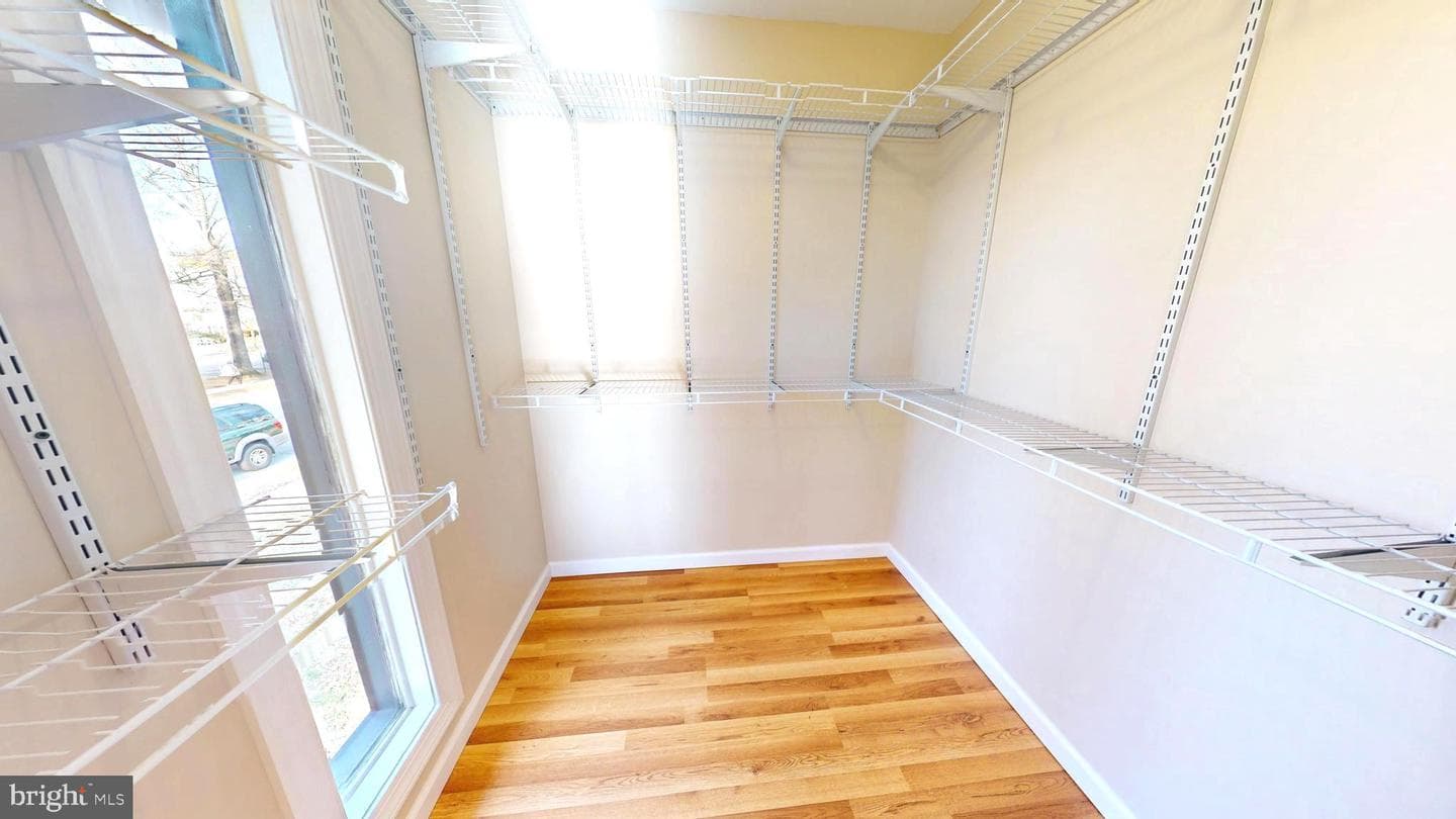 1717 Aberdeen Court photo 30
