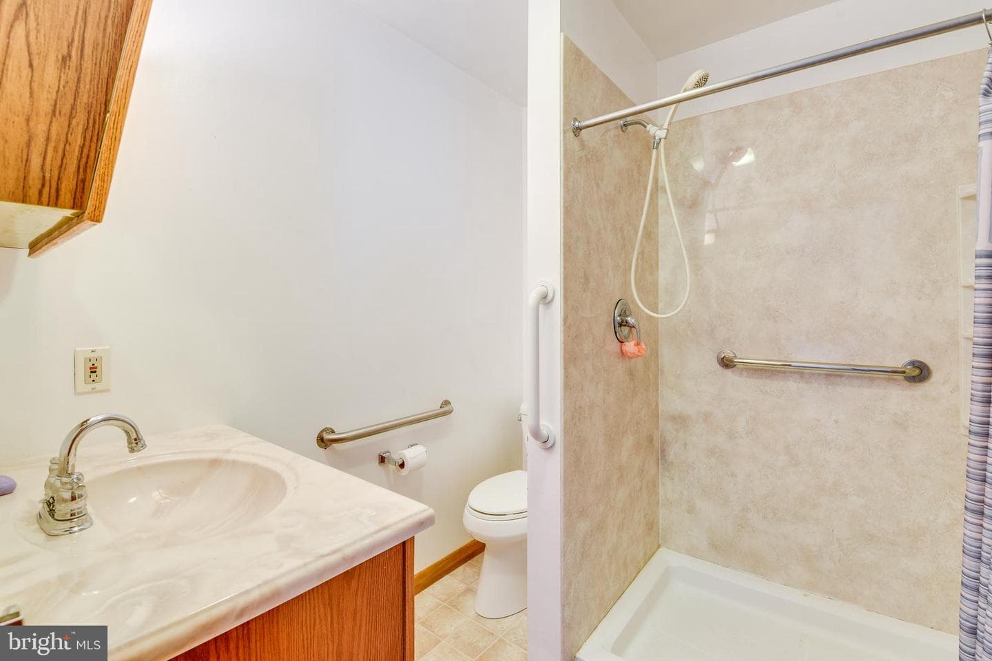 455 Community Road photo 31
