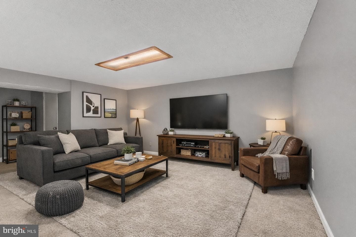 8216 Tomlinson Court photo 20
