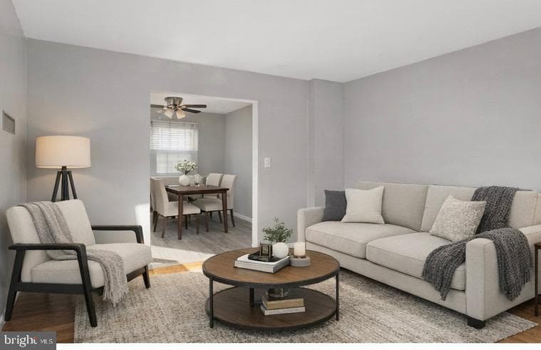 8216 Tomlinson Court photo 4