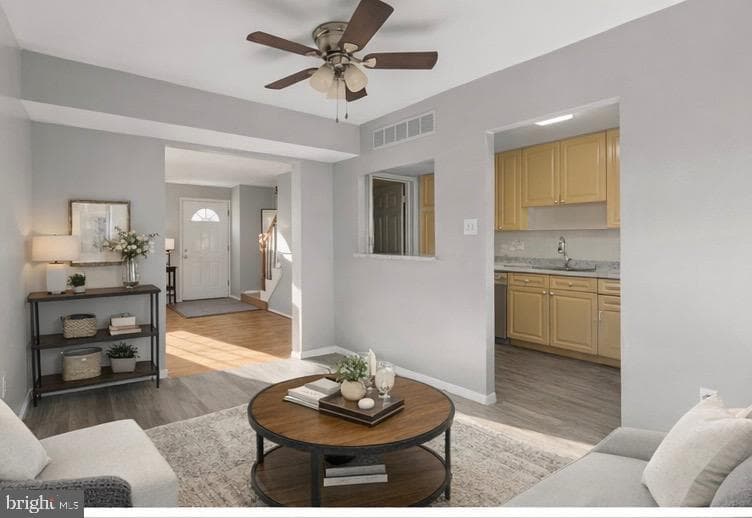 8216 Tomlinson Court photo 6