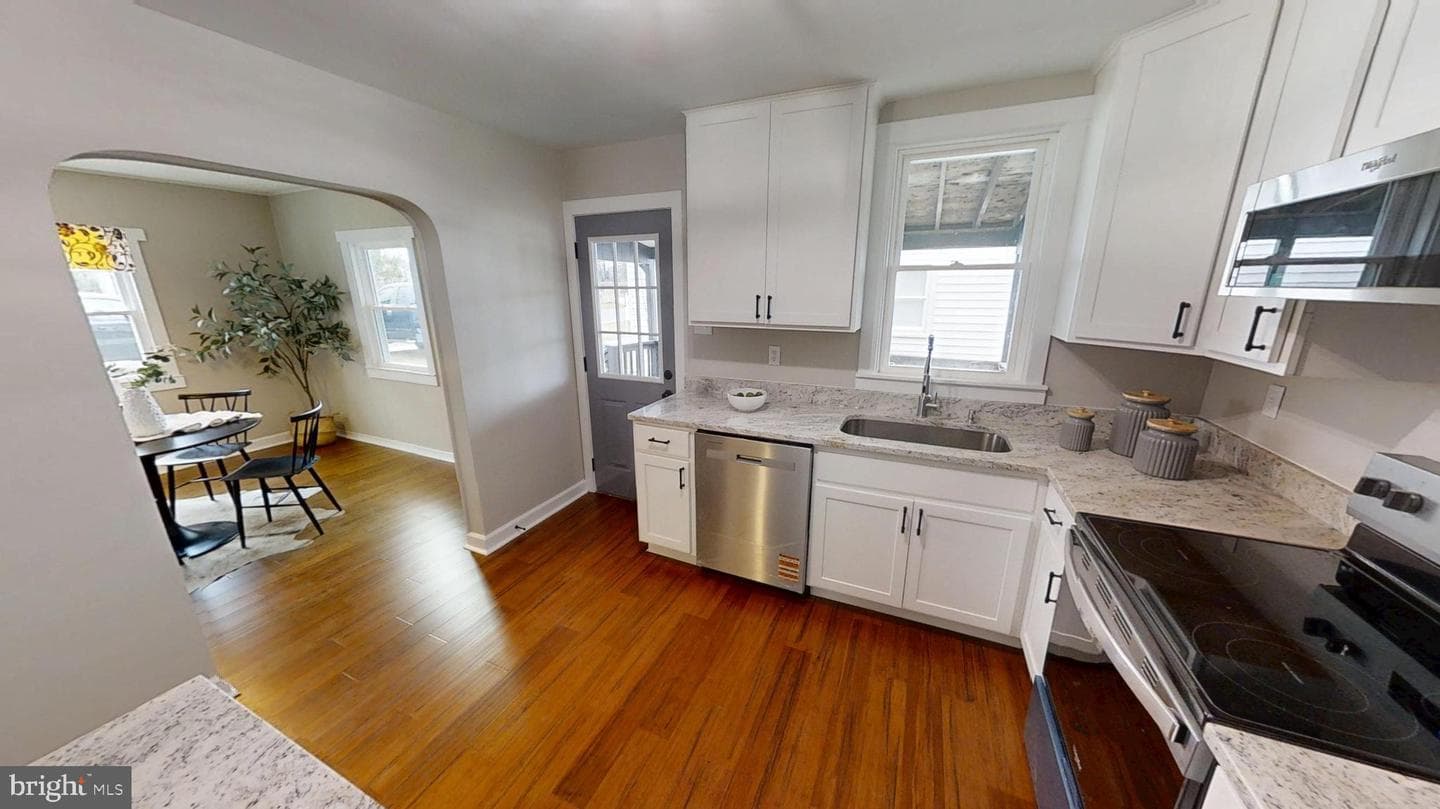308 Holy Cross Road photo 3