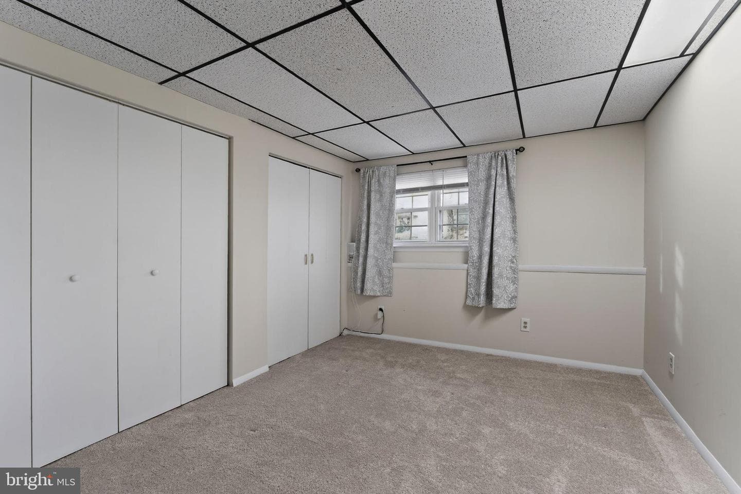 451 Susan Court photo 21