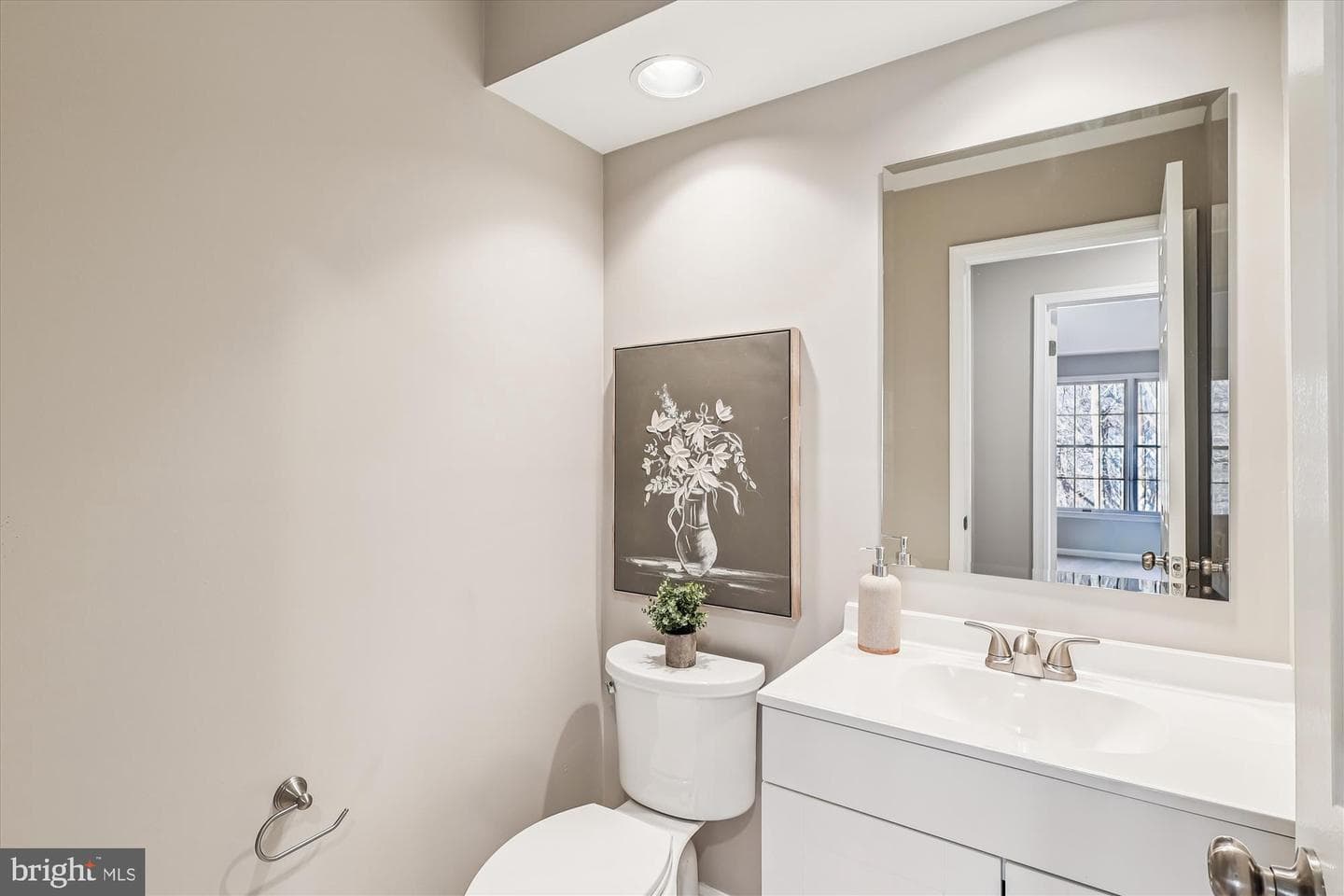 2704 Summerview Way #302 photo 16