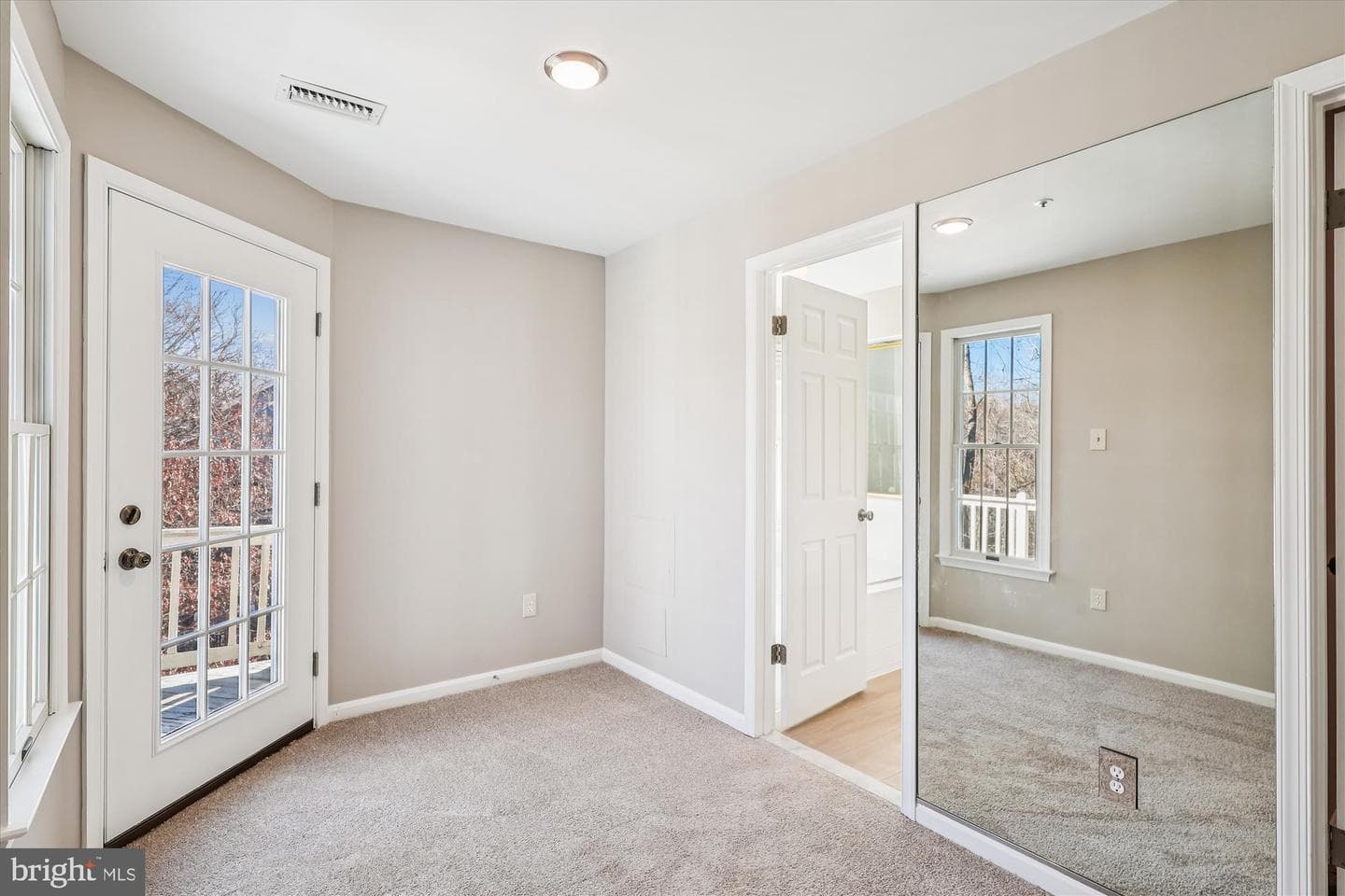 2704 Summerview Way #302 photo 22