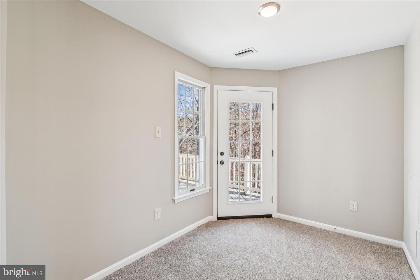 2704 Summerview Way #302 photo 23