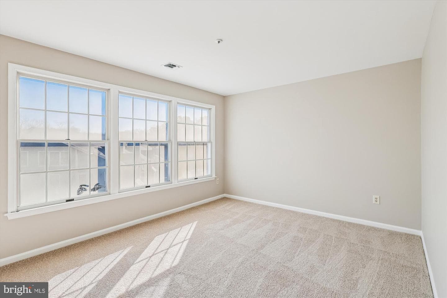 2704 Summerview Way #302 photo 38