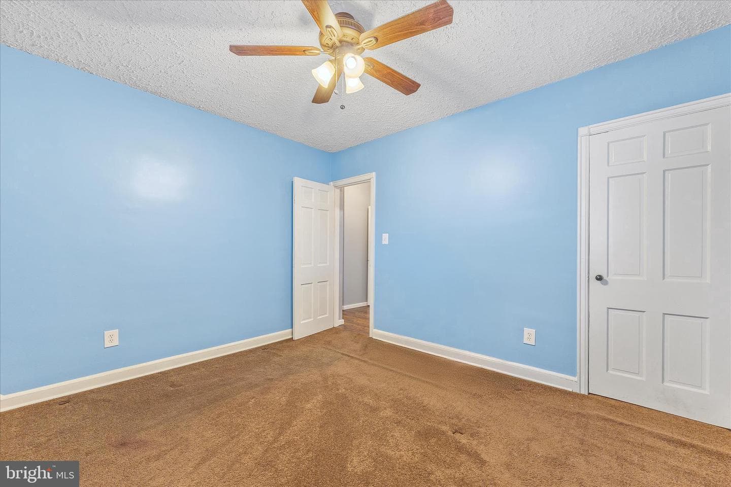 211 Georgia Avenue NE photo 16
