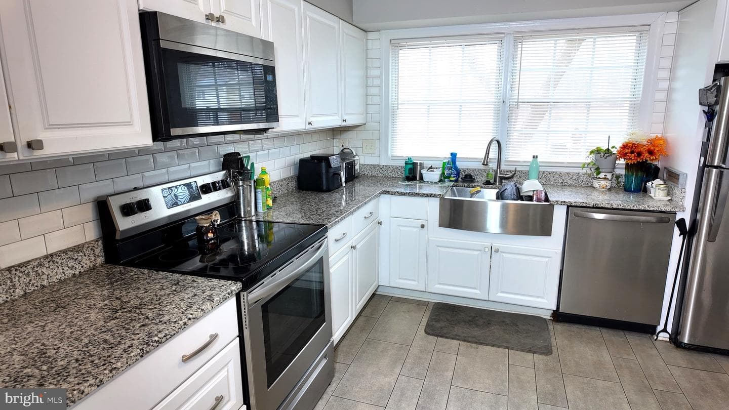 273 Maxo Court photo 4