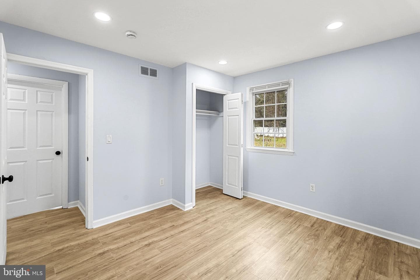 721 Fairway Drive photo 22