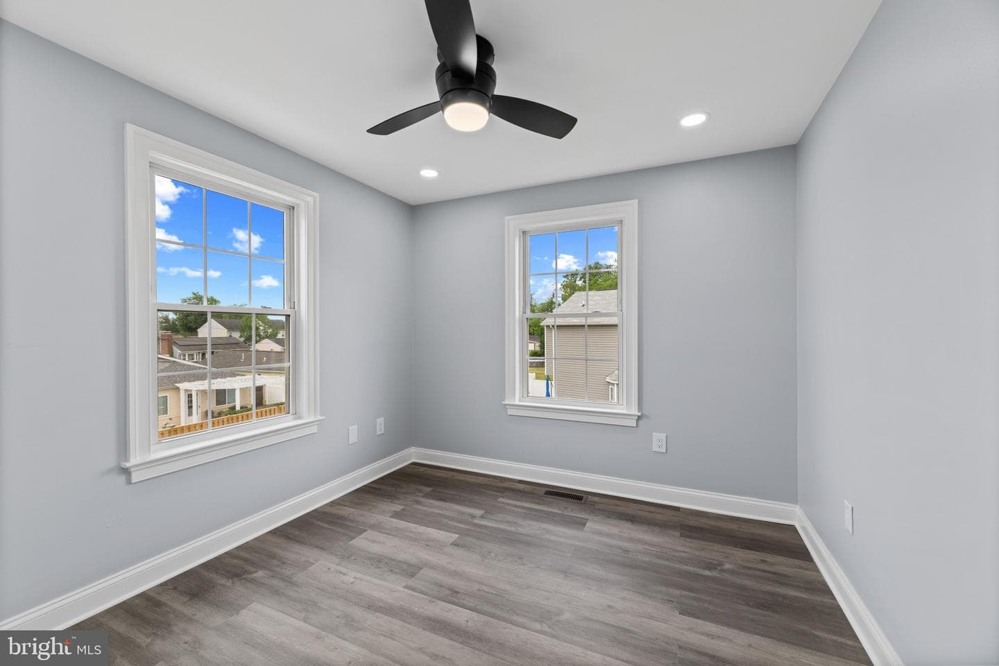 8424 Smallwood Court photo 24