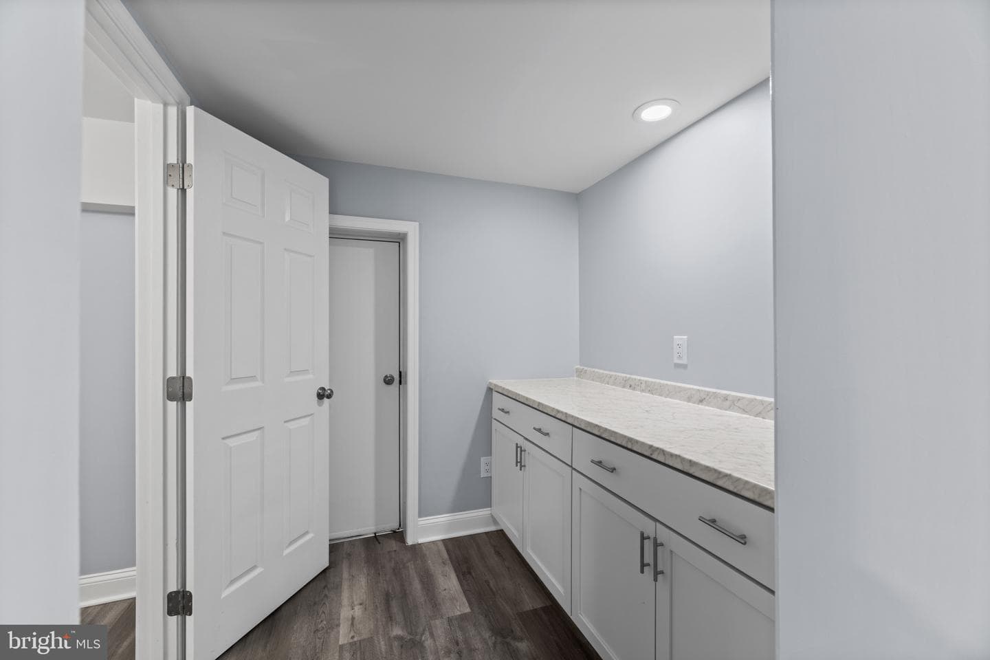 8424 Smallwood Court photo 29