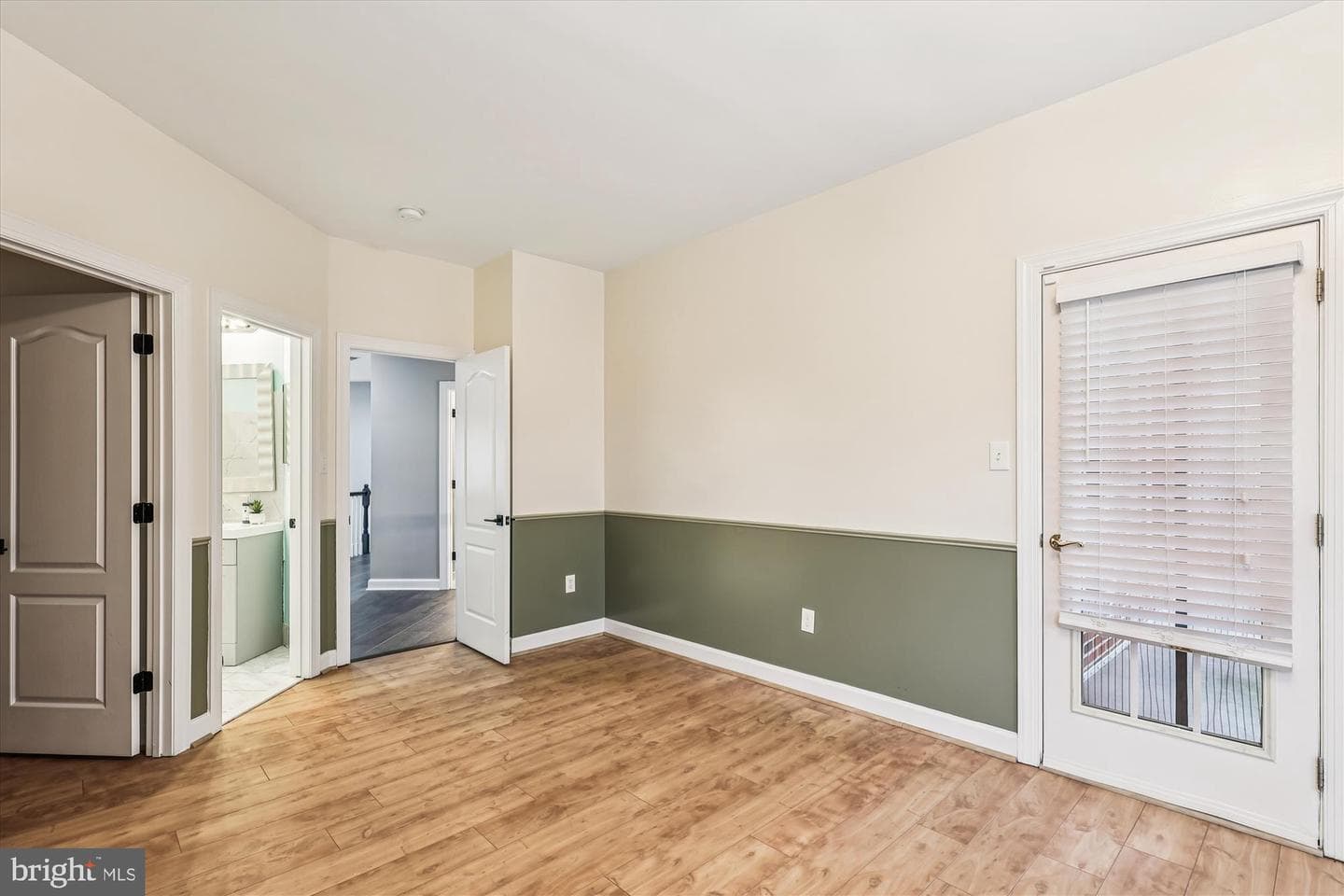 706 Crisfield Way photo 31